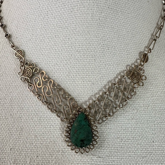 Vintage Peruvian Chrysocolla stone necklace with wire design - Picture 2 of 5